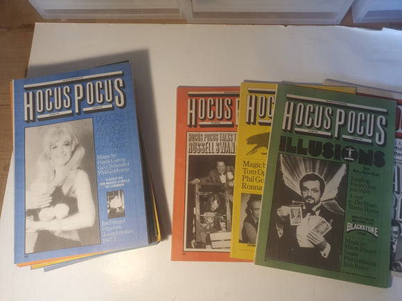 Ronald gross and Bob Yorburg - Hocus Pocus Magic Magazine. 18 Issues